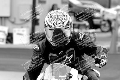 media/Mar-20-2023-Moto Forza (Mon) [[d0bbc59e78]]/Around the Pits/